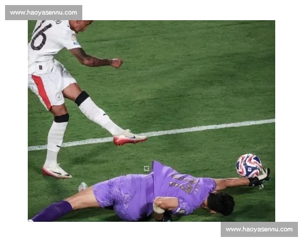 布努四场 23 次扑救封神！世俱杯门神再献 10 次神扑力压曼城